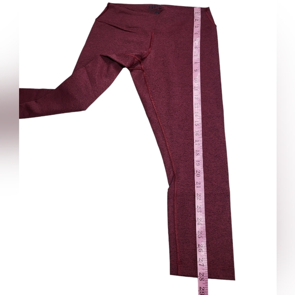 NOBULL Cropped Ankle Leggings Heathered Wine Womens Size M - Picture 5 of 14